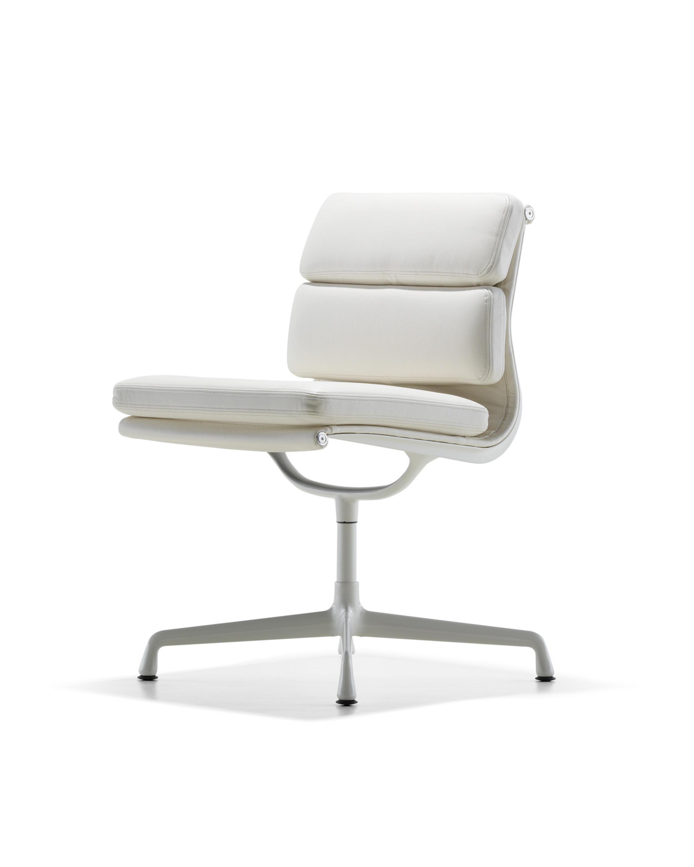 办公椅|现代真皮会议椅|办公火狐官方网站|火狐HUOHU（中国）火狐官方网站|伊姆斯软包会议椅